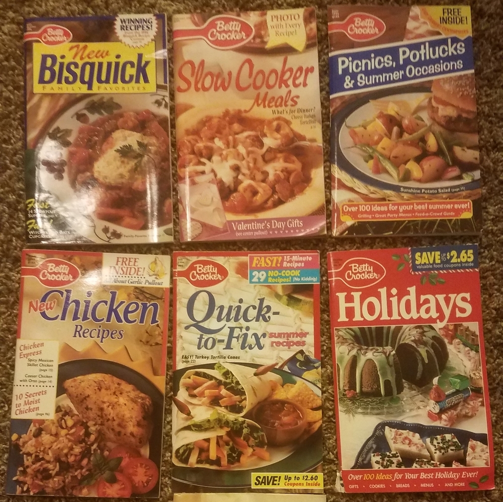 6 Betty Crocker Cookbooks + Crisco